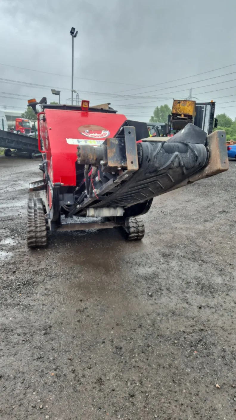 Concrete Crusher Red Rhino 5000S Plus 2022